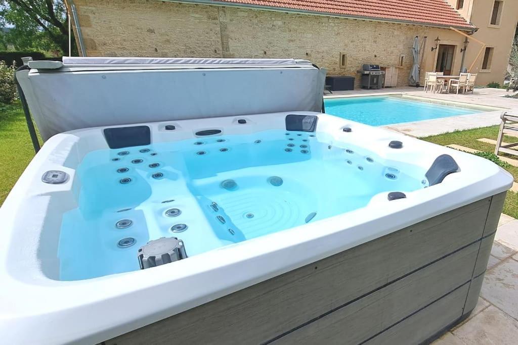 Calviac-en-PerigordGuardian House Of Chateau Monteil With Heated Pool And Jacuzzi别墅 外观 照片
